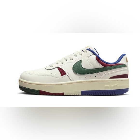 Nike Gamma Force 
Gently Worn - Picture 1 of 9